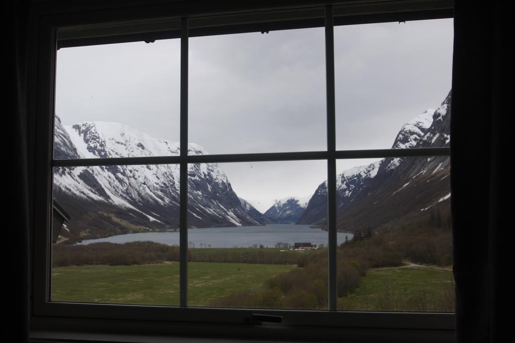 Lunde Turiststasjon * Skei (Sogn og Fjordane)